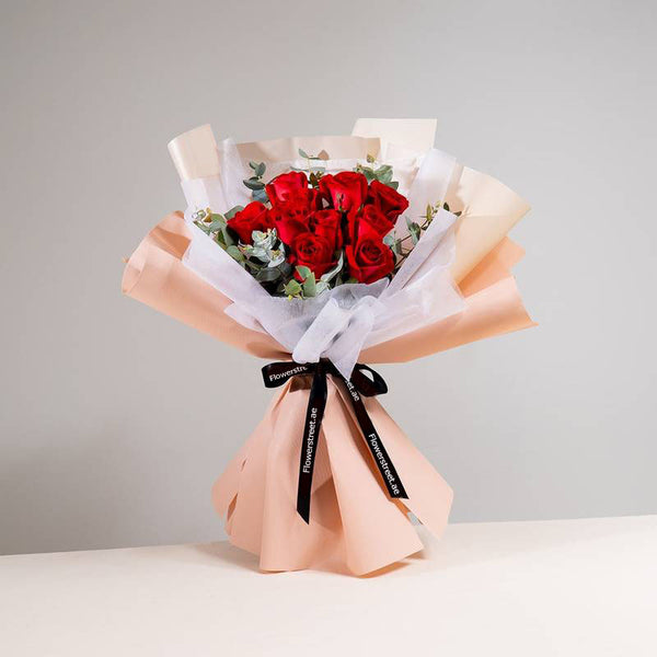 10-Stems-Red-Rose-Bouquet