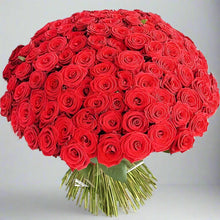 101 red rose bouquet, luxury roses Dubai