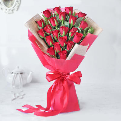 20-Red-Rose-Bouquet