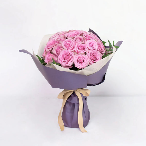 Fresh-Pink-Rose-Bouquet