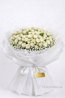 Elite white spray rose bouquet, flower delivery Dubai