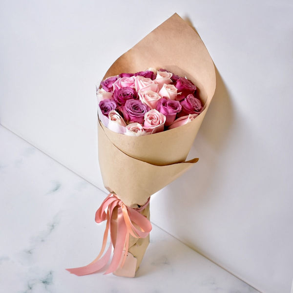 Light-And-Dark-Pink-Rose-Bouquet