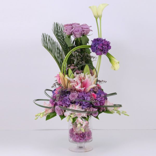 Luxury-Flower-Arrangement-In-Vase