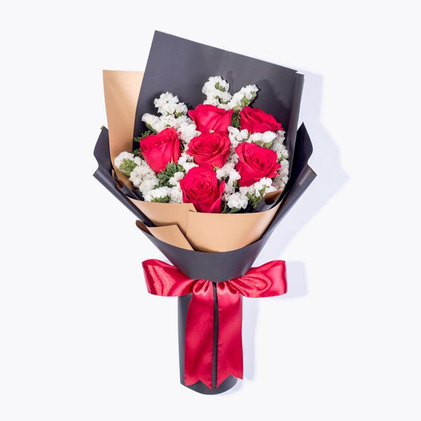 Medium-Red-Rose-Bouquet-With-Baby_s-Breath