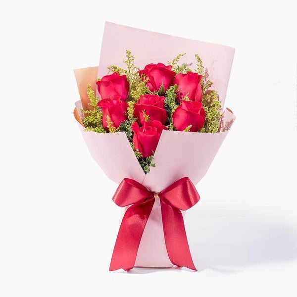Medium-Red-Rose-Bouquet