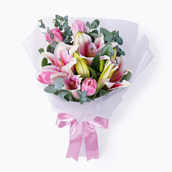 Pink-Lilly-and-Tulip-Bouquet