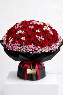 Signature red roses bouquet, luxury flowers Dubai