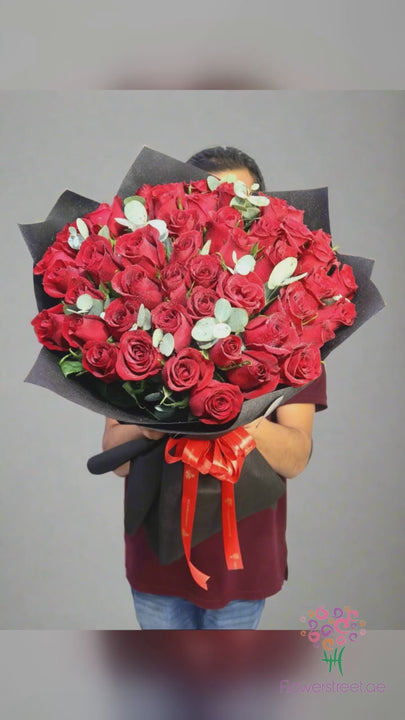 51 Red Roses Round Bouquet video