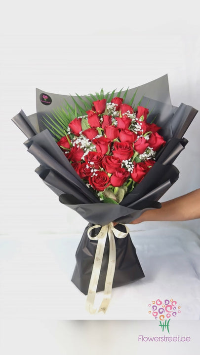 30 Red Rose Bouquet video