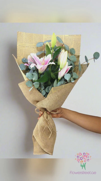 Jute Wrapping Lily Bouquet video