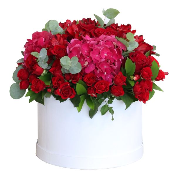 Exotic roses just for you - Flowerstreet.ae