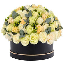 Box of white and peach roses, luxury rose box Dubai